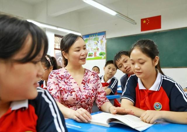 九游会J9 J9九游会中小学生迎来“好消息”5月初实行“休息令”学生：真幸福(图2)