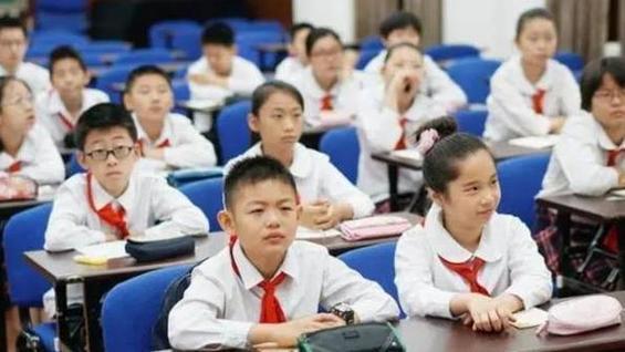 J9九游会 九游会J9预计7月暑假后或调整中小学“522”学制？父母心里的石头终于落地(图5)