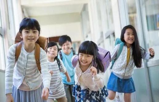 J9九游会 九游会J9预计7月暑假后或调整中小学“522”学制？父母心里的石头终于落地(图4)