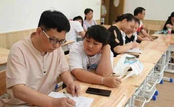 九游会J9 J9九游会新通知！中小学或将于7月5日实行新规家长听完后欢呼：靠谱(图3)