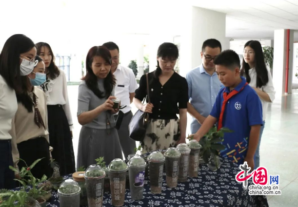 九游会J9 J9九游会博物馆链接儿童生活 成都站东小学召开教