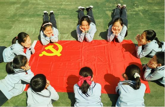 马克思主义儿九游会J9 J9九游会童观指导新时代学前教育工作有什么意义？(图3)