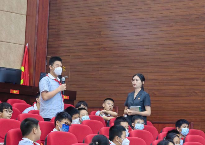 “童筑法治梦 健康向未来”——崇左中院开展庆儿童节主题法治宣九游会J9 J9九游会传教育活动【崇法2023-105期】(图3)