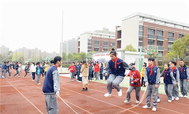 九游会J9 J9九游会早晨先上“体育课”再上文化课？上海多所中小学已实施多年(图3)
