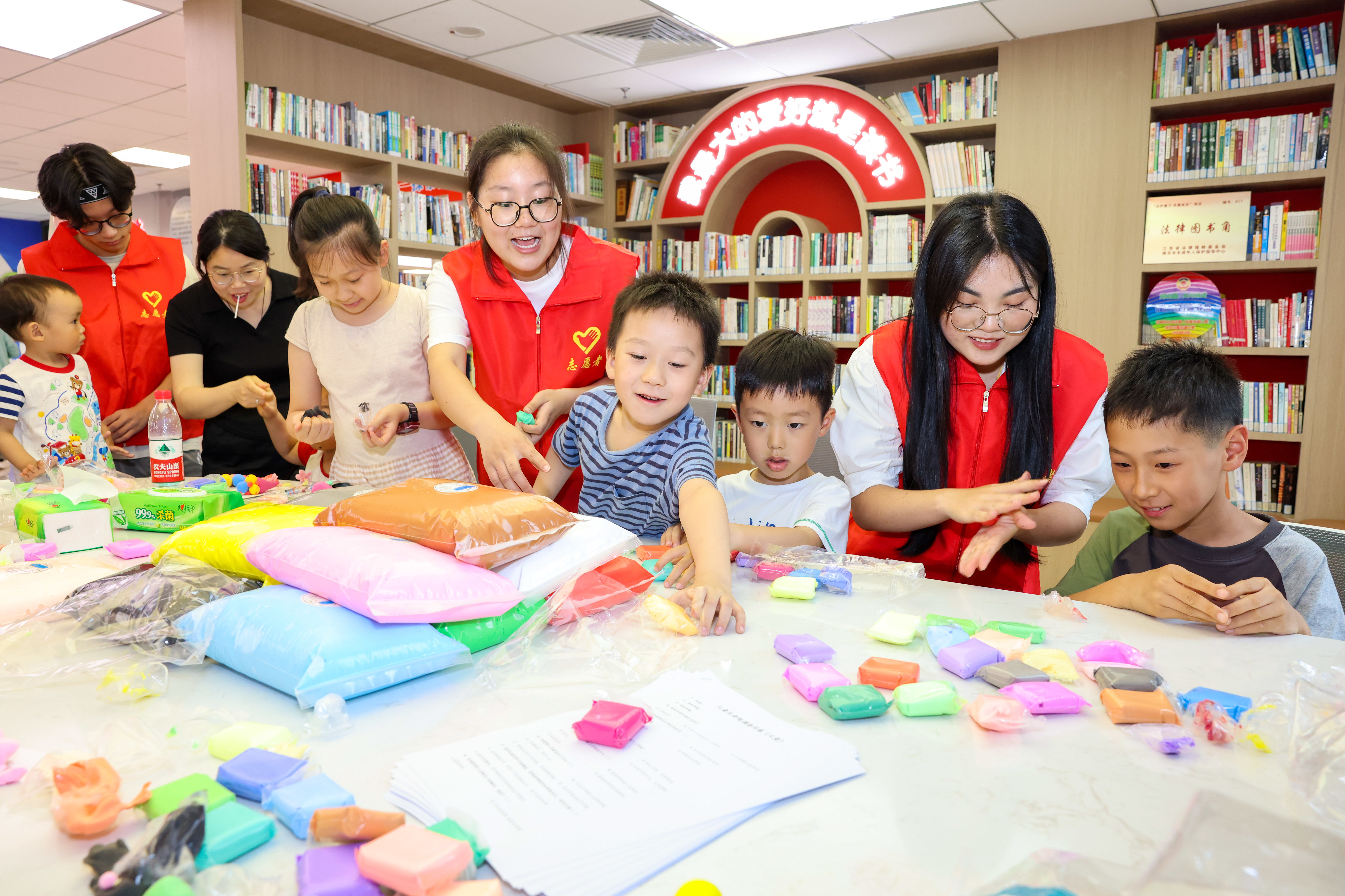 J9九游会 九游会J9“少年儿童生命教育计划”实践活动在南京建邺区月安社区开展(图2)