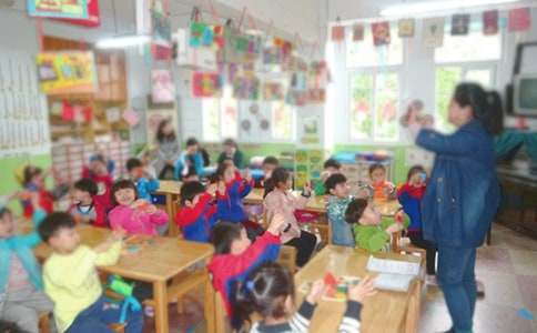 幼儿园大班健康教案《小小宇航员J9九游会 九游会J9