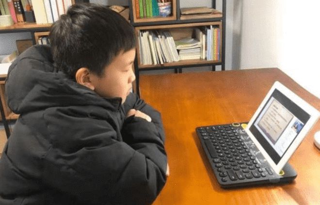 教育部推出一网络平台中小学可以在线听九游会J9 J9九游会课所有科目免费(图4)