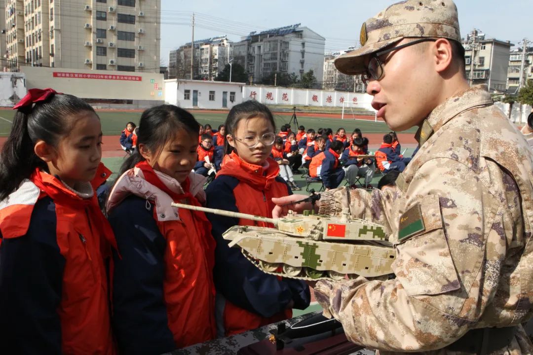 花式第一课开启新学期九游会J9 J9九游会(图3)