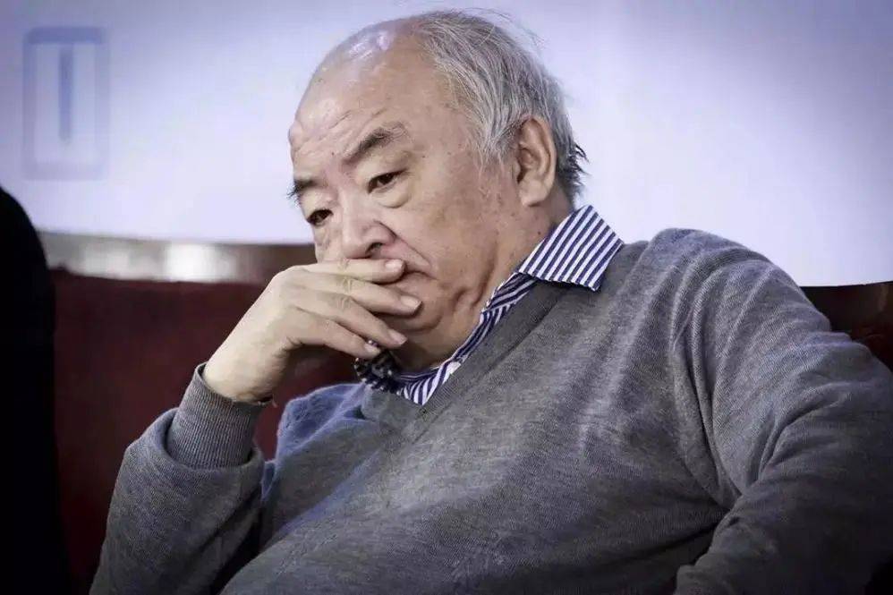 北大教授炮轰当代J9九游会 九游会J9教育：这些看似卷赢的孩