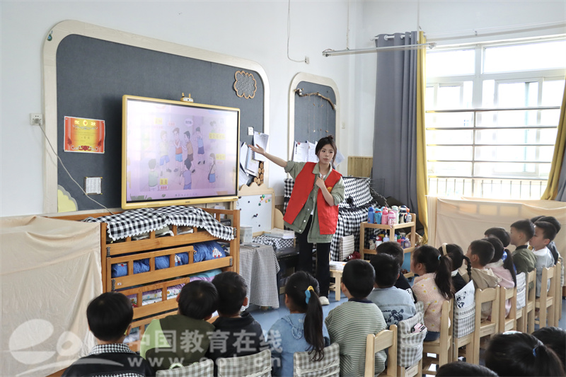 浙商大杭商院特色普法安全教育课：动画情景演绎 对校九游会J9 J9九游会园欺凌说不(图2)