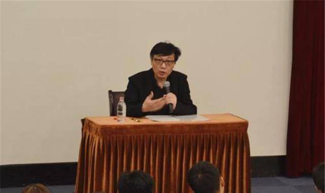 J9九游会 九游会J9许子东：100年过去了可是鲁迅说的话在今天仍然适用(图4)