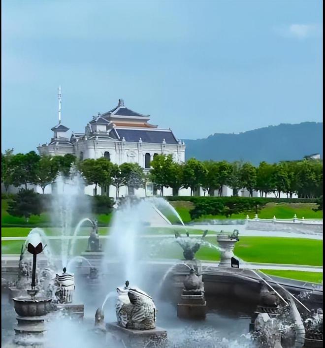 英国小朋友在圆明园九游会J9 J9九游会遗址前向中国道歉！网友称掌握了流量密码(图8)