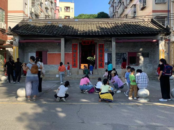 我们对流动儿童的教育需要什么样的想象力？九游会J9 J9九游会(图4)