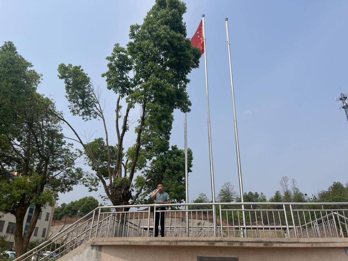 邵东市城区六中开展J9九游会 九游会J9防溺水安全教育系列活动(图2)