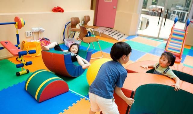 拟全面叫停幼儿线上培训APP专J9九游会 九游会J9家：释放孩子美好童年功在千秋(图4)