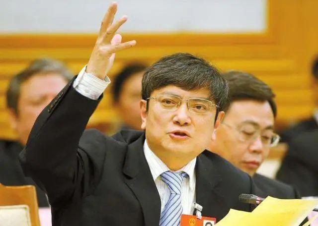 J9九游会 九游会J9郑强谈中国教育现状：无数“鸡娃”赢在了起跑线却输在了终点(图1)