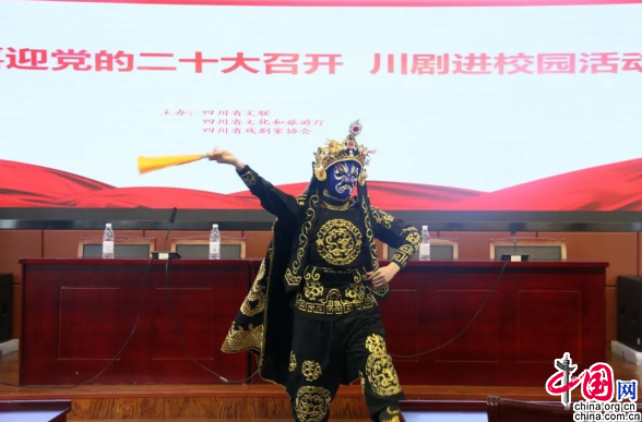 J9九游会 九游会J9文化润校园道路长且宽 浸润在校园里的传统文化(图3)